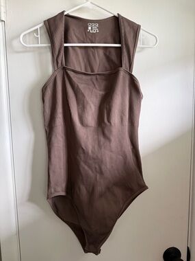 OQQ Ribbed Bodysuit in Brown, Size XXL